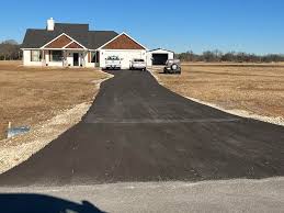 Best Asphalt Driveway Installation  in Willow Oak, FL